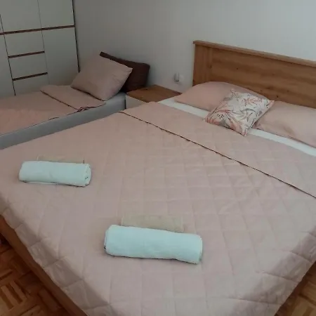 Stela Rosa Ohrid
